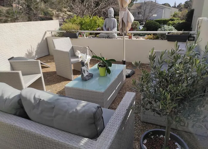 2 Pieces Avec Grande Terrasse Lägenhet *