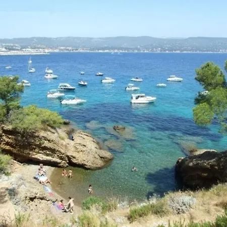 Appartement 2 Pièces Avec Grande Terrasse